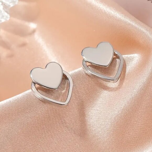 SILVER HEART POSTS - Picture 2 of 2